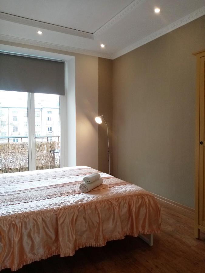 Vienibas 11 Apartment Daugavpils Ngoại thất bức ảnh